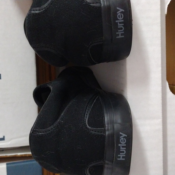 Men's size 13 Hurley canvas shoes - Picture 7 of 7